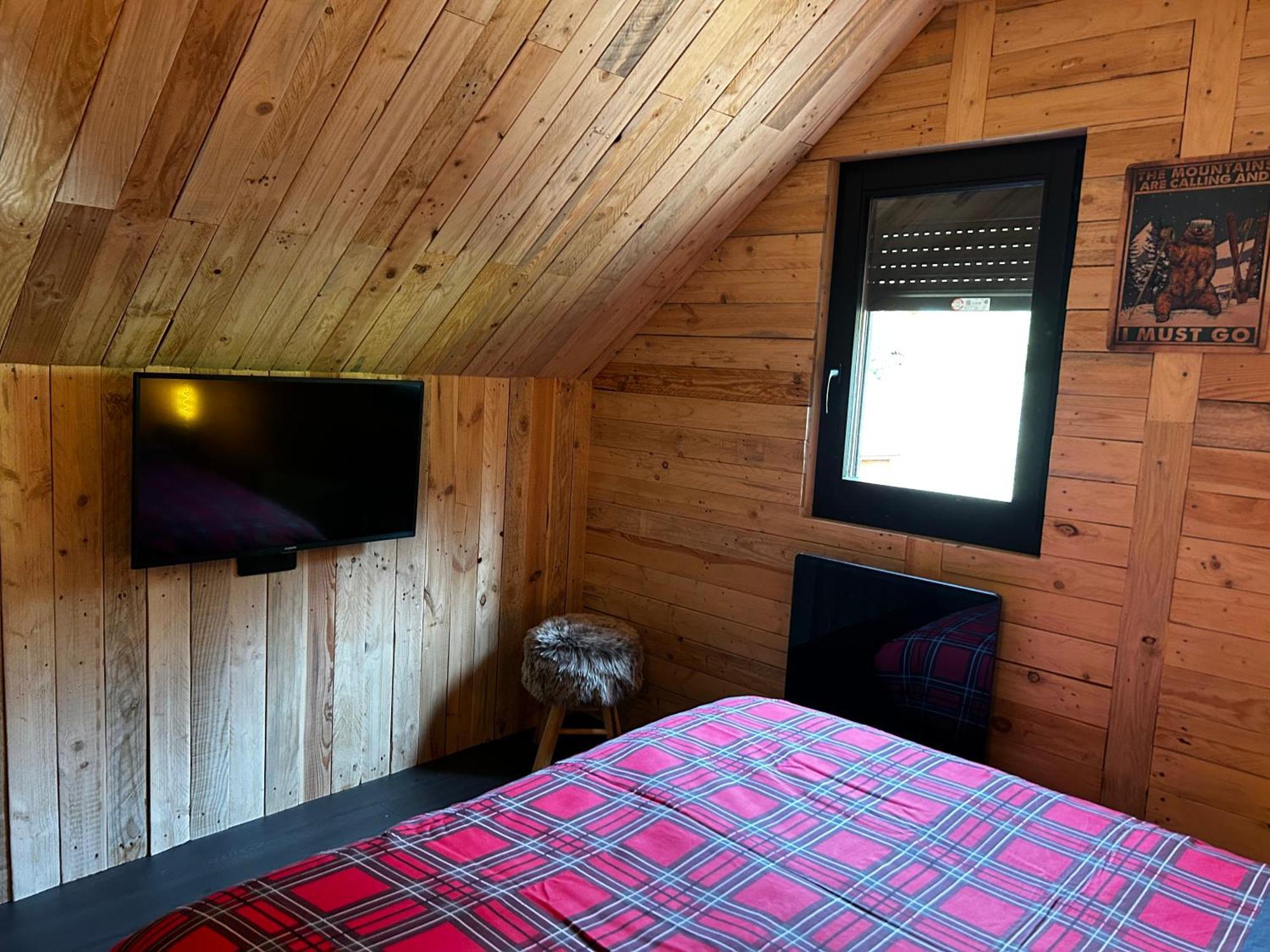 Chalet Avec Jacuzzi Prive, Vue Sur Les Vosges Belfahy Exterior photo